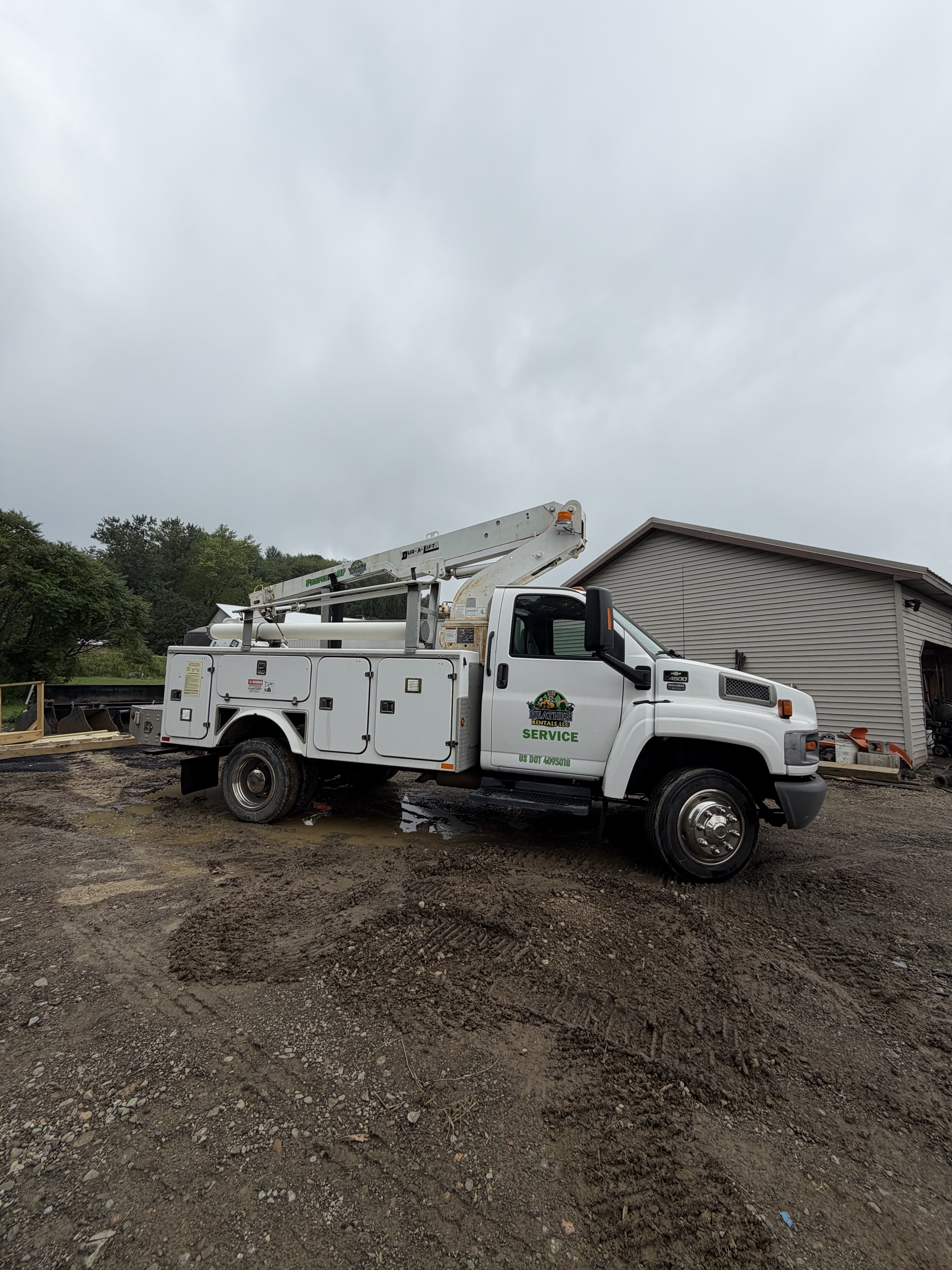 Bucket Truck