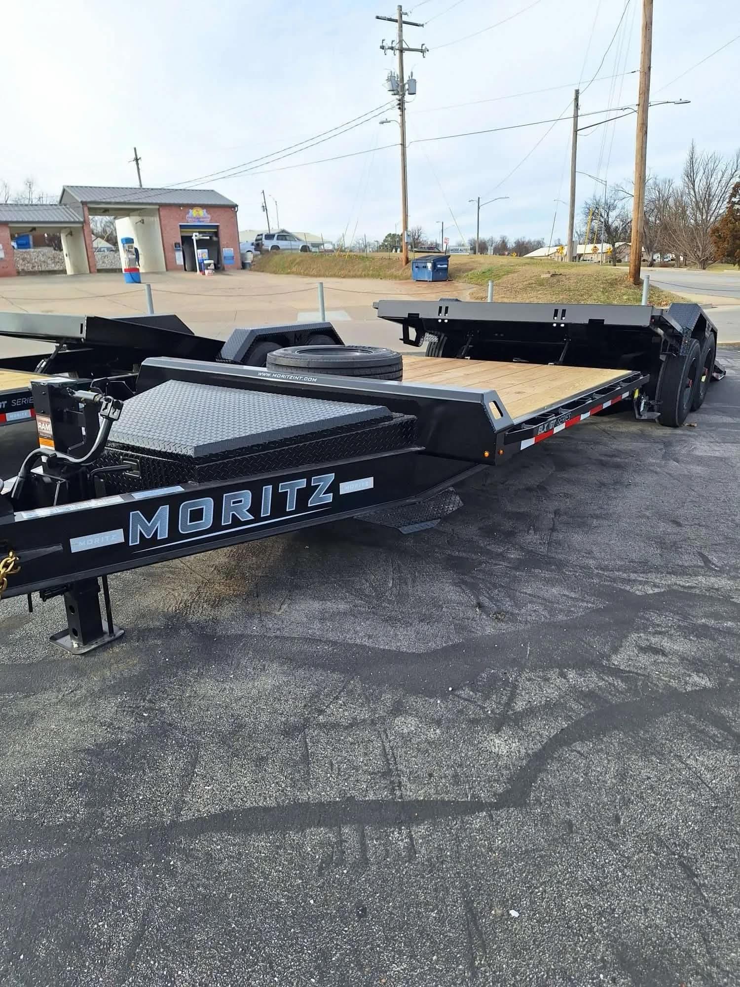 Moritz Tilt Trailer