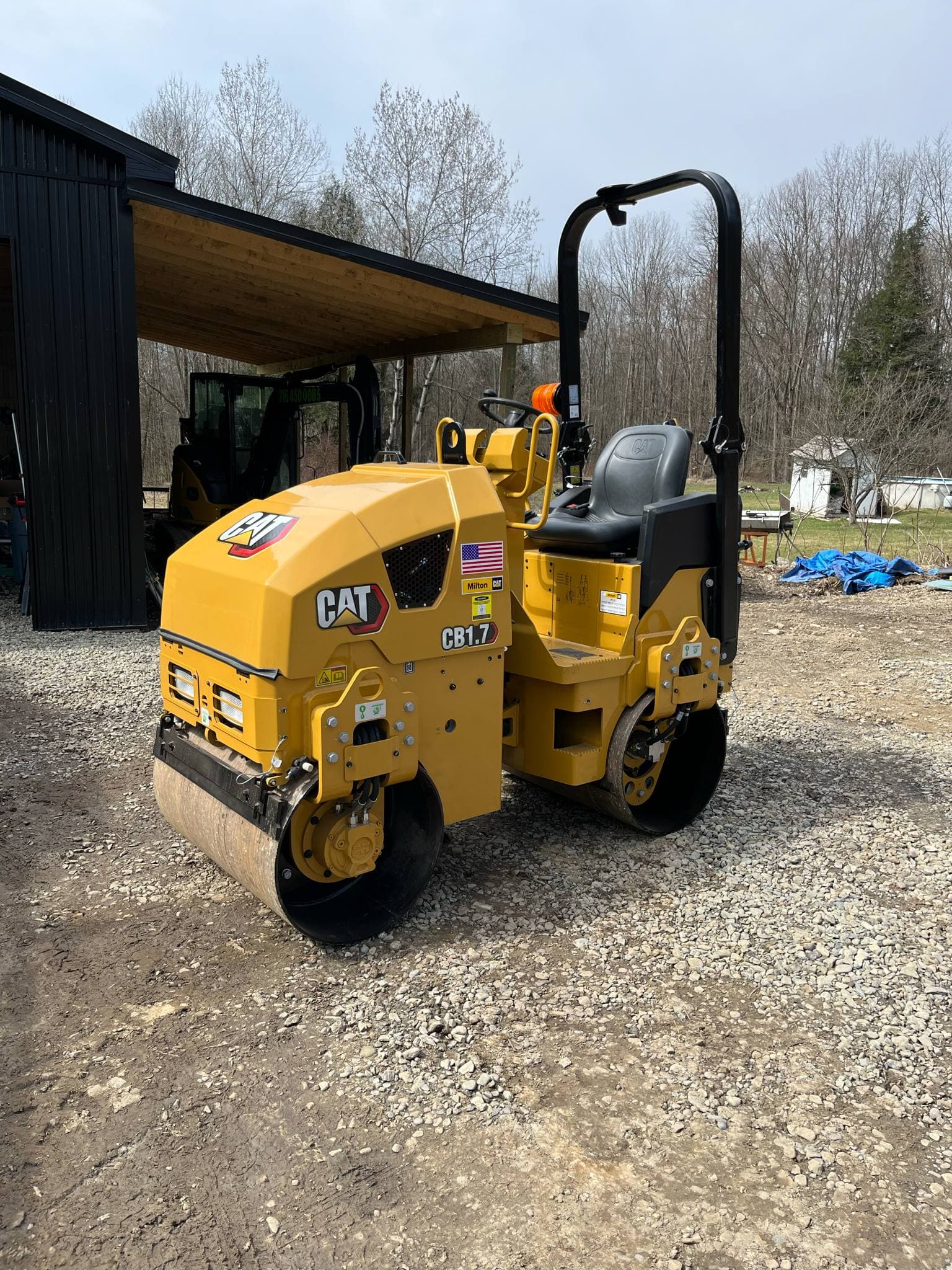 Cat 1.7 Roller w/ Vibrate & Water